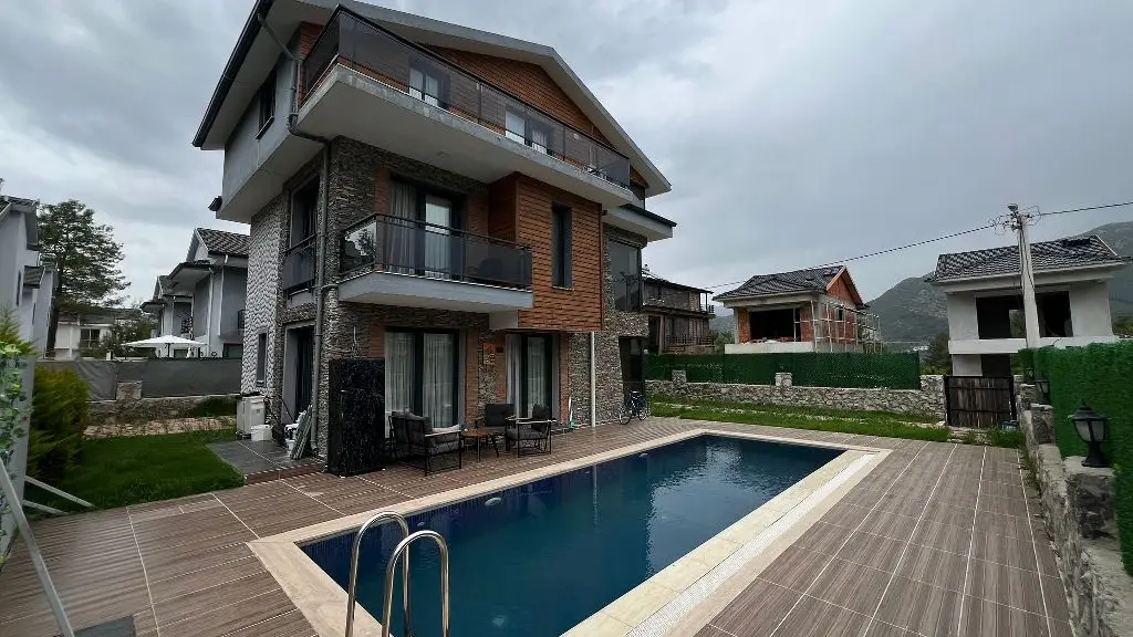 Uzumlu villa